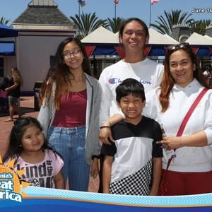 Meet your Posher, Amparo